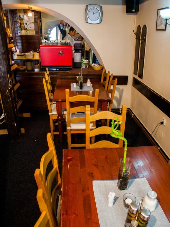 Hotel A Restaurace U Hrncire Kutna Hora Bagian luar foto