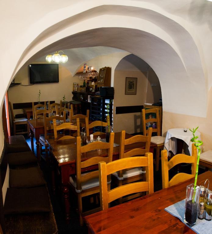 Hotel A Restaurace U Hrncire Kutna Hora Bagian luar foto