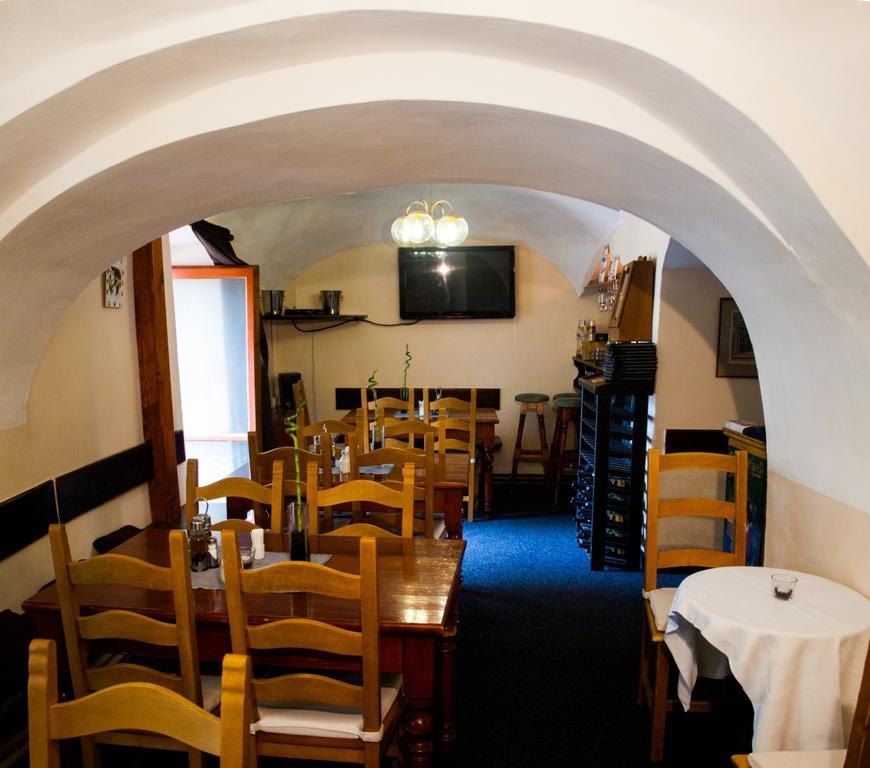 Hotel A Restaurace U Hrncire Kutna Hora Bagian luar foto